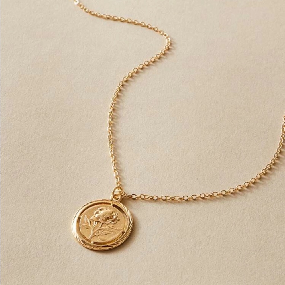 • Ophelia • Rose Charm Necklace - Picture 2 of 4